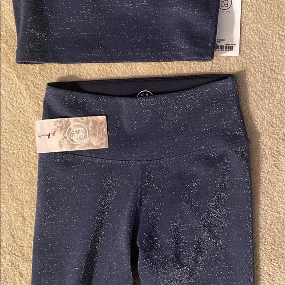 SAGE collective XS NWT workout set. - Picture 3 of 13